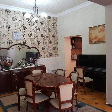 Apartments Cira Batumi Luaran gambar