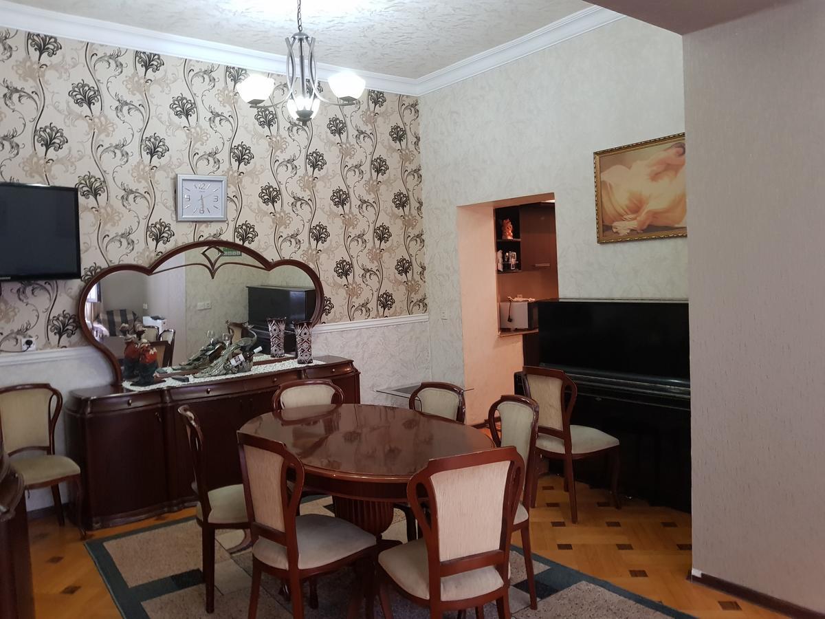 Apartments Cira Batumi Luaran gambar