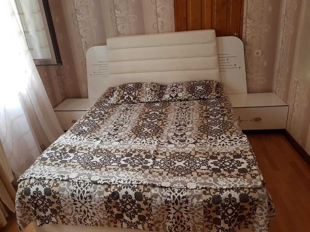 Apartments Cira Batumi Luaran gambar
